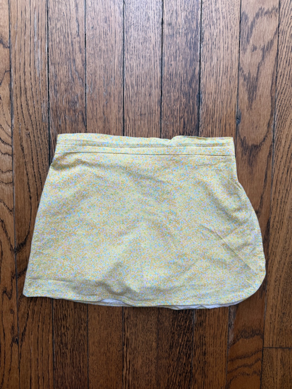 Hannah Kate Clothing Yellow Floral Sadie Skort size 6